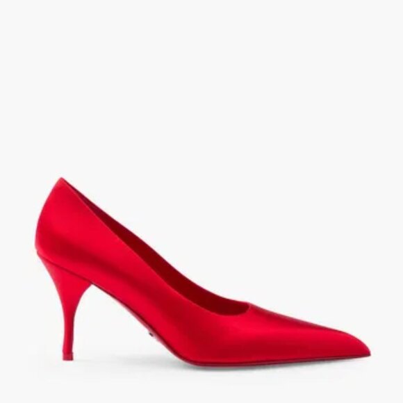 NWT Prada Pointed Toe Pumps Red Satin Low Heels Sz 35 - Picture 1 of 11